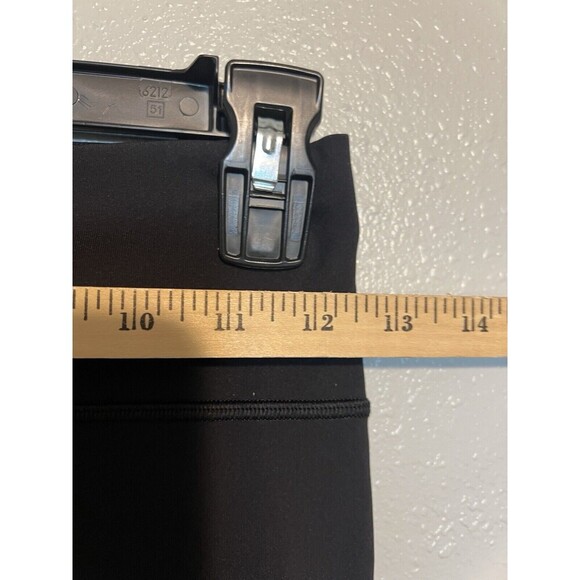 Lululemon Cropped Leggings Black Athletic Yoga Gym Womens Size 6 Namaste In Love - Picture 6 of 7